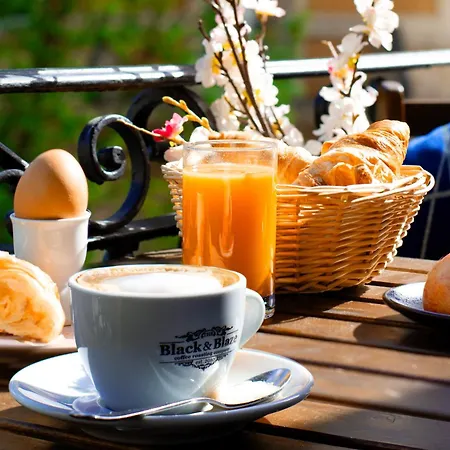 Hotel Saint Georges 2*