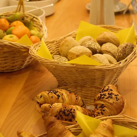 Saint Georges Hotel 2*