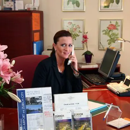 Saint Georges Hotel 2*